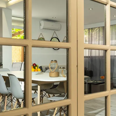 Lefka Hotel, & Hotel 2*